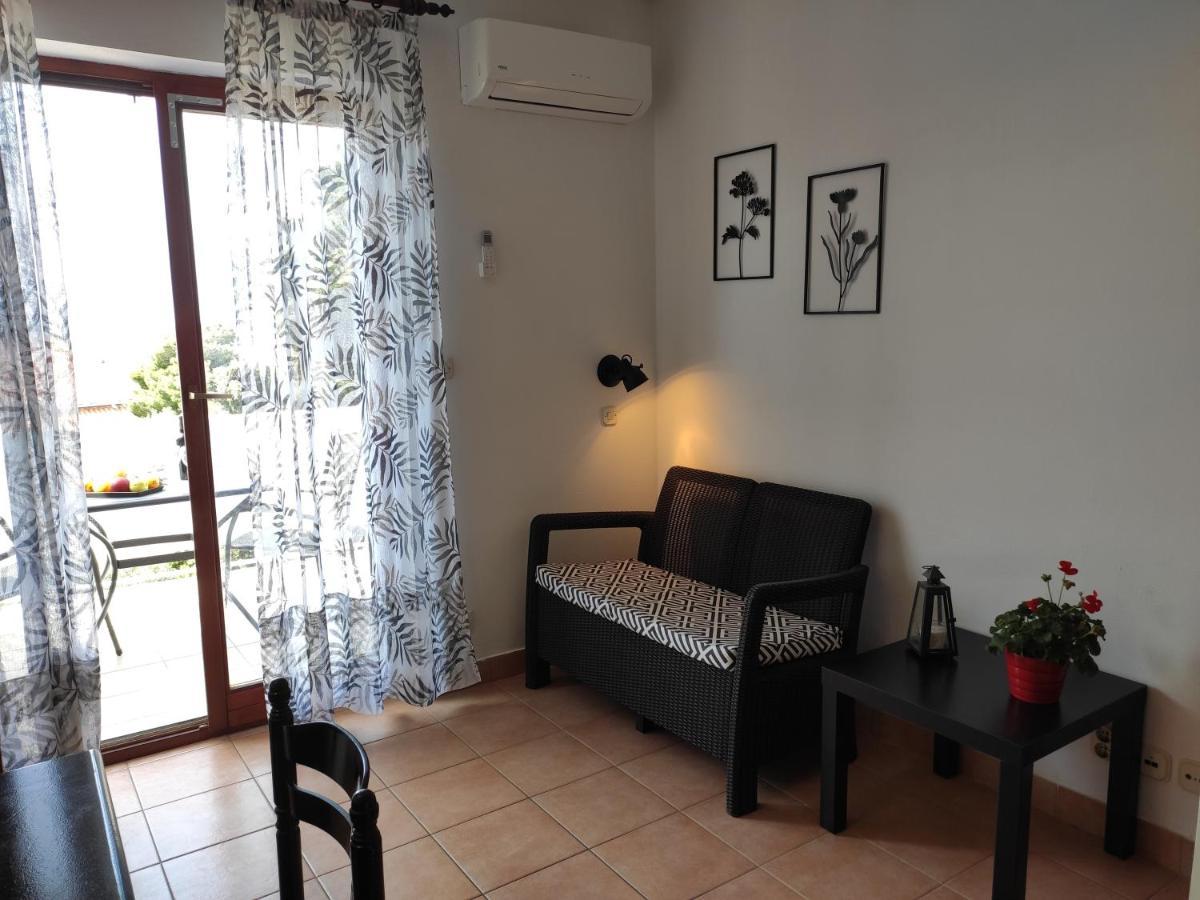 Apartments With A Parking Space Novalja, Pag - 6552 Extérieur photo