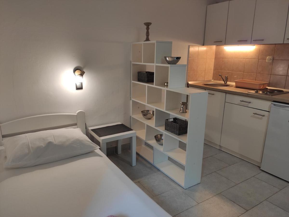 Apartments With A Parking Space Novalja, Pag - 6552 Extérieur photo